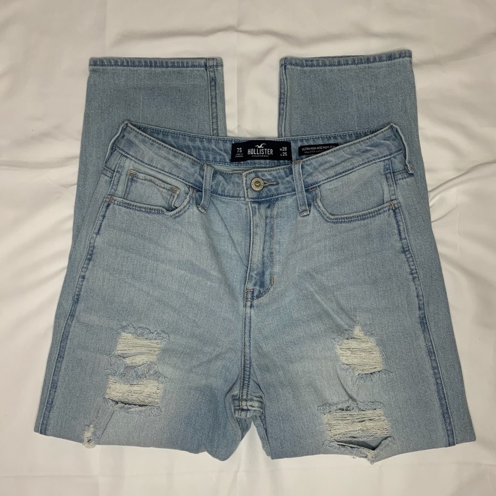 Vintage Lightwash Distressed Denim Mom Jean